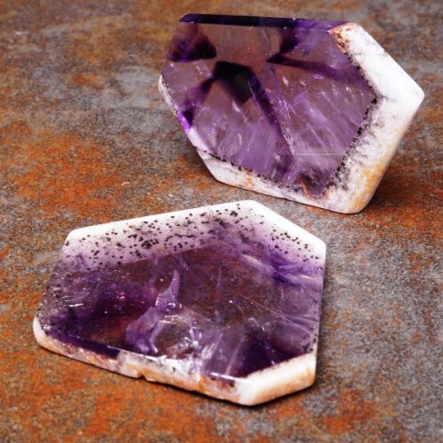 Amethyst  cabochons assists in creative breakthroughs
